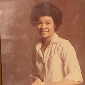 Meet your Posher, Yolanda